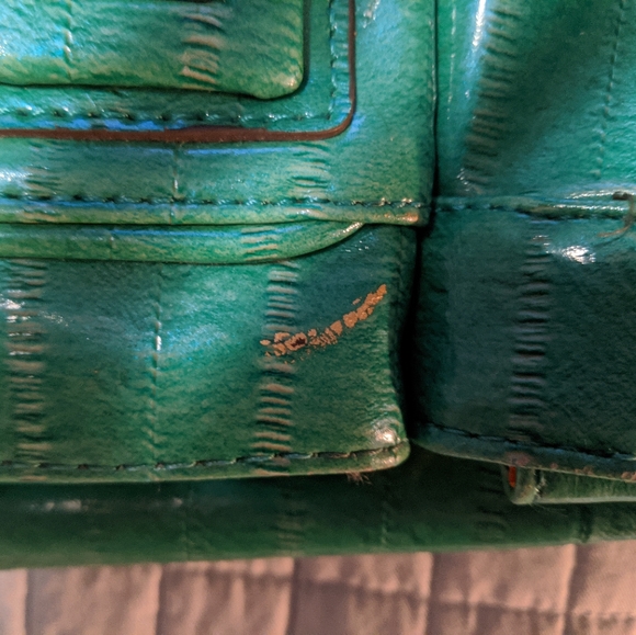 Rampage Faux Patent Handbag - Picture 5 of 6